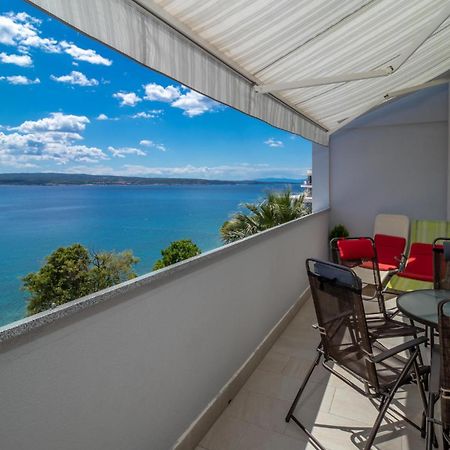 Lovely Apartment In Selce With House Sea View Exterior photo