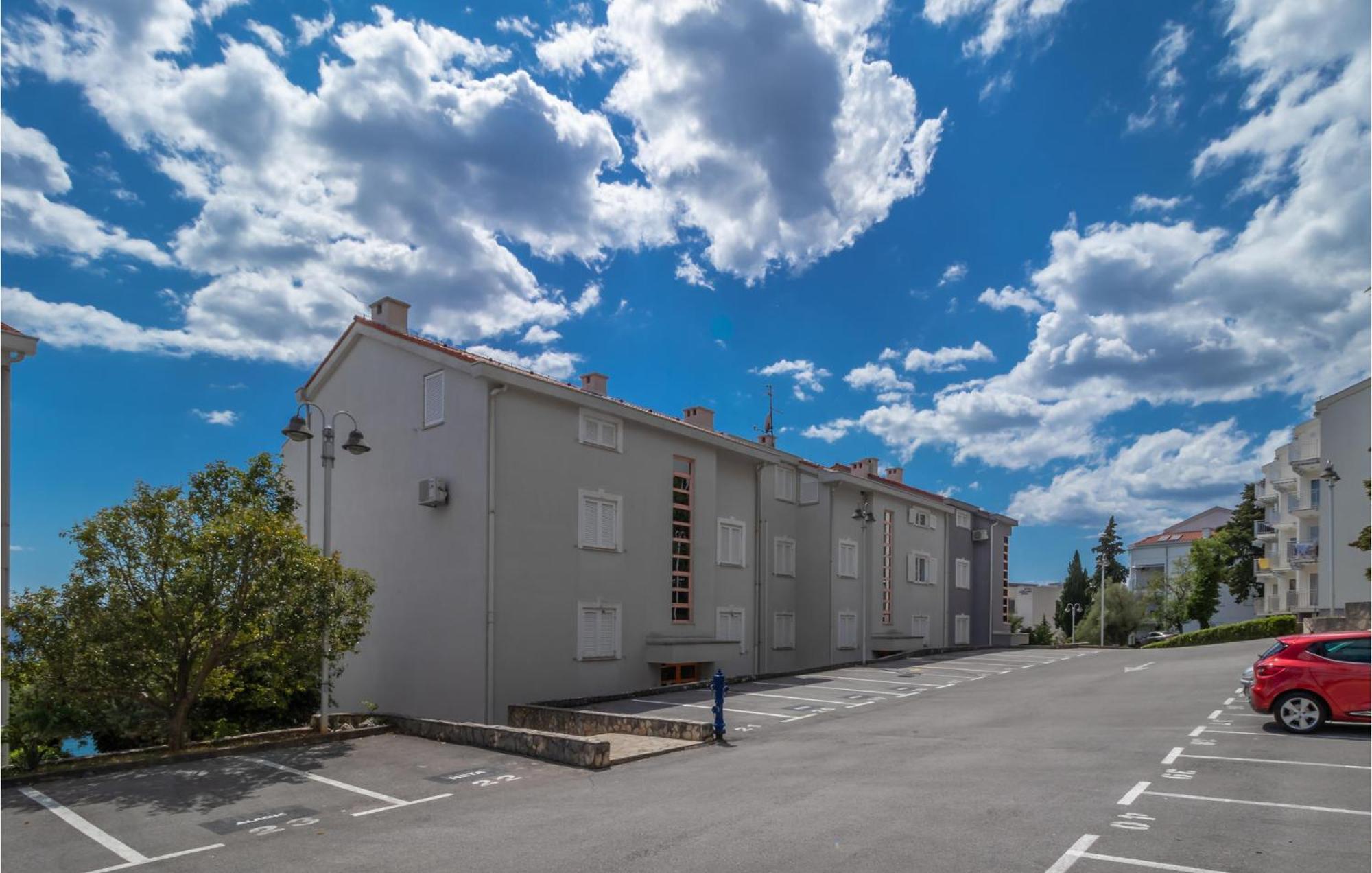 Lovely Apartment In Selce With House Sea View Exterior photo