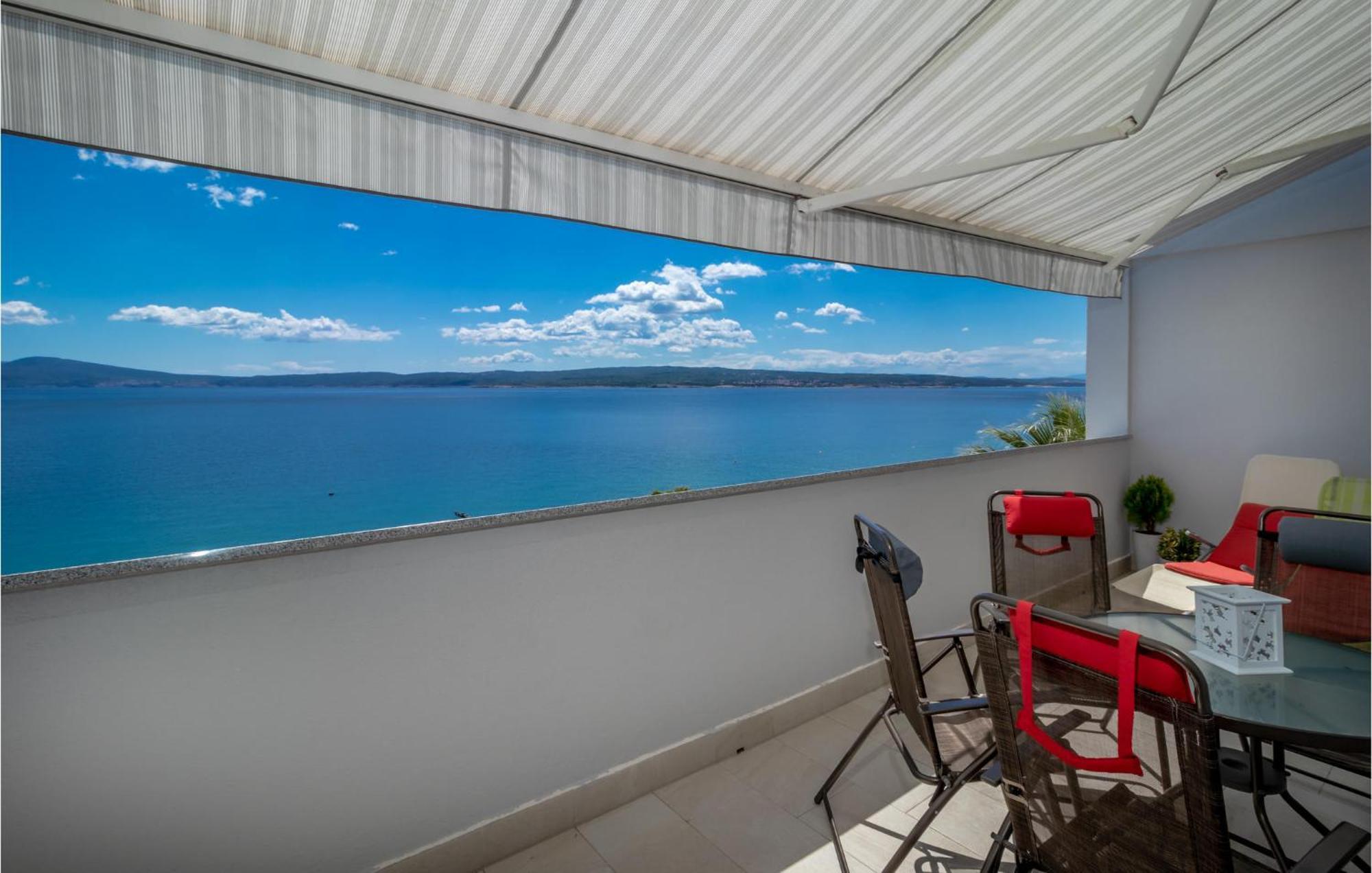Lovely Apartment In Selce With House Sea View Exterior photo